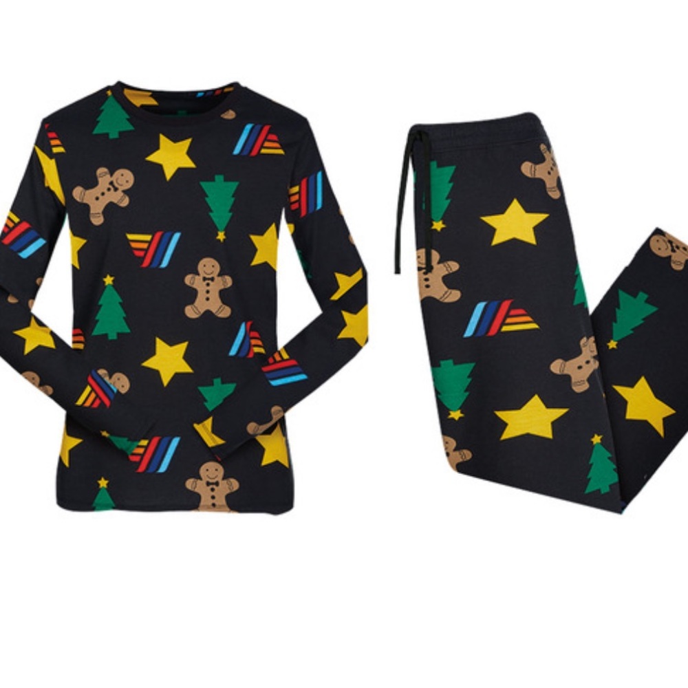 Festive Black Pajama Set with Gingerbread and Star Patterns